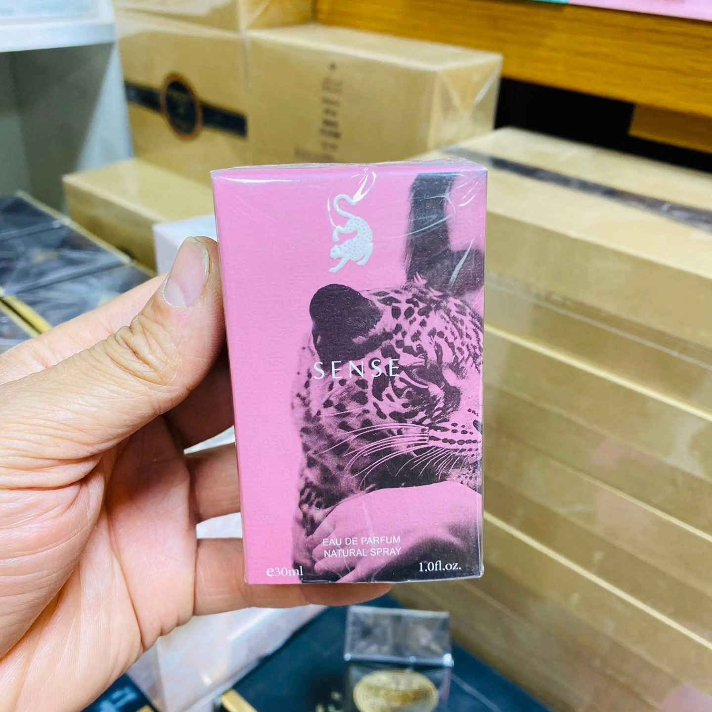 عطور مني ترندات 

سعر قطعتين ب 7000 الف


**إذا كنت صاحب هذا الإعلان وتريد حذفه لأي سبب، رجاءا أرسل رسالة إلى الدعم الفني**