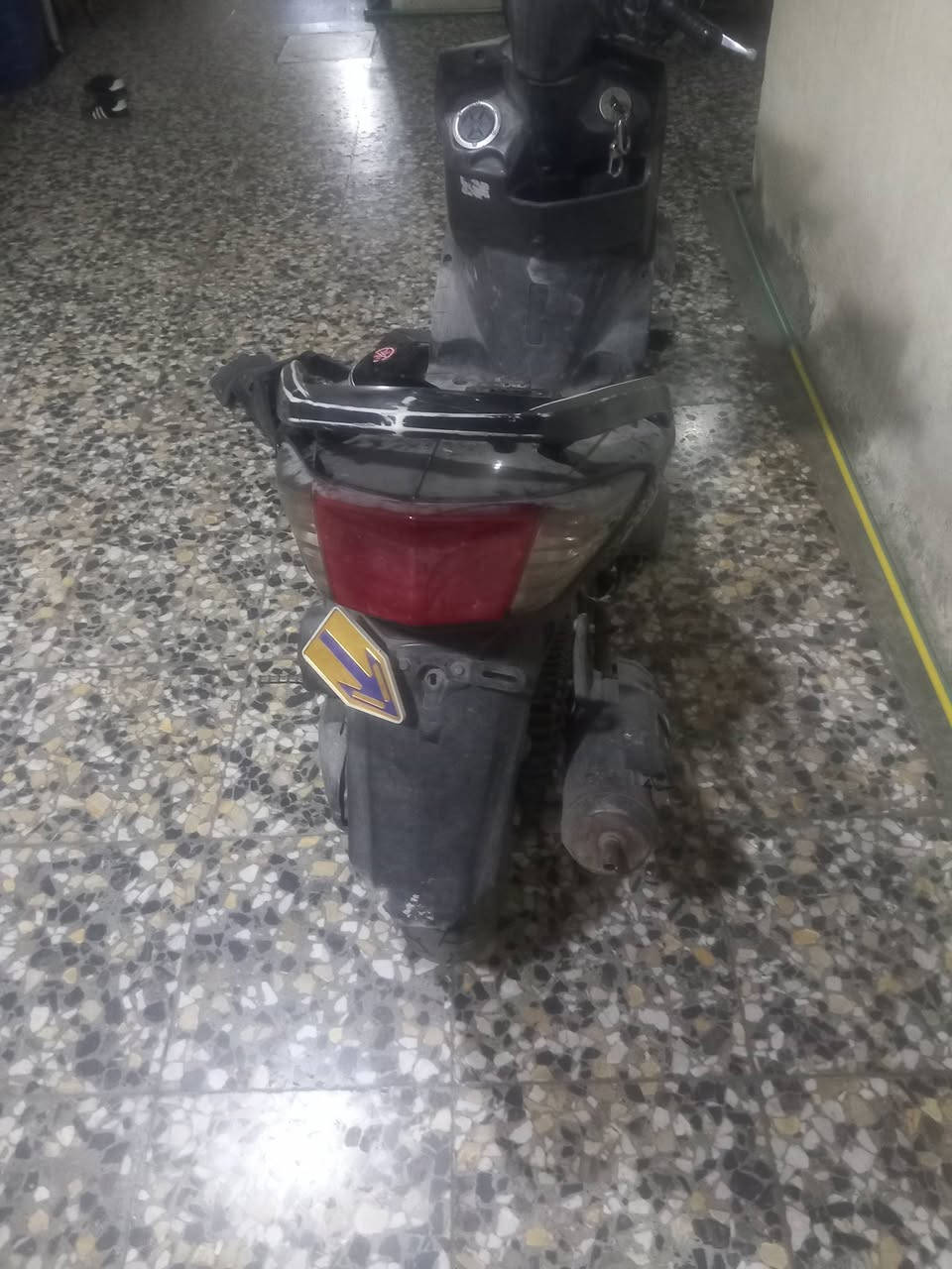 دراجة سكنس فحل للبيع كوم حديد اكفلك المكينه شغاله دراجه رادلها نقوصات قليله دراجة رايده ب350 و بيها مجال مو شراي لا يراسل بكاني شعب رقم ***********
