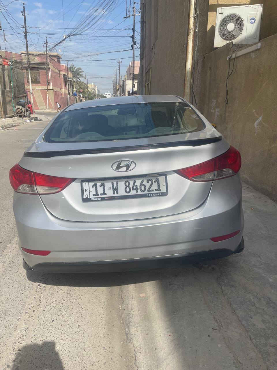 سلام عليكم
افانتي خليجي 2012 خليجي 
مصبوغه عام جماليه بدون اي ضرر فقط جماليه
مكينه مفتوحه
مكينه 1600 
اشاير بل مري
تحكمات ستيرن
تخم تاير جديد 
صدر جديد 
السياره عليها إضافات حلوه
لايت زينون
ويل كب
السياره جديد ومصروف عليها خير من الله 
السعر 87 
للاستفسار ***********
مكاني بغداد
ملاحظه مكلف بل نشر!!
