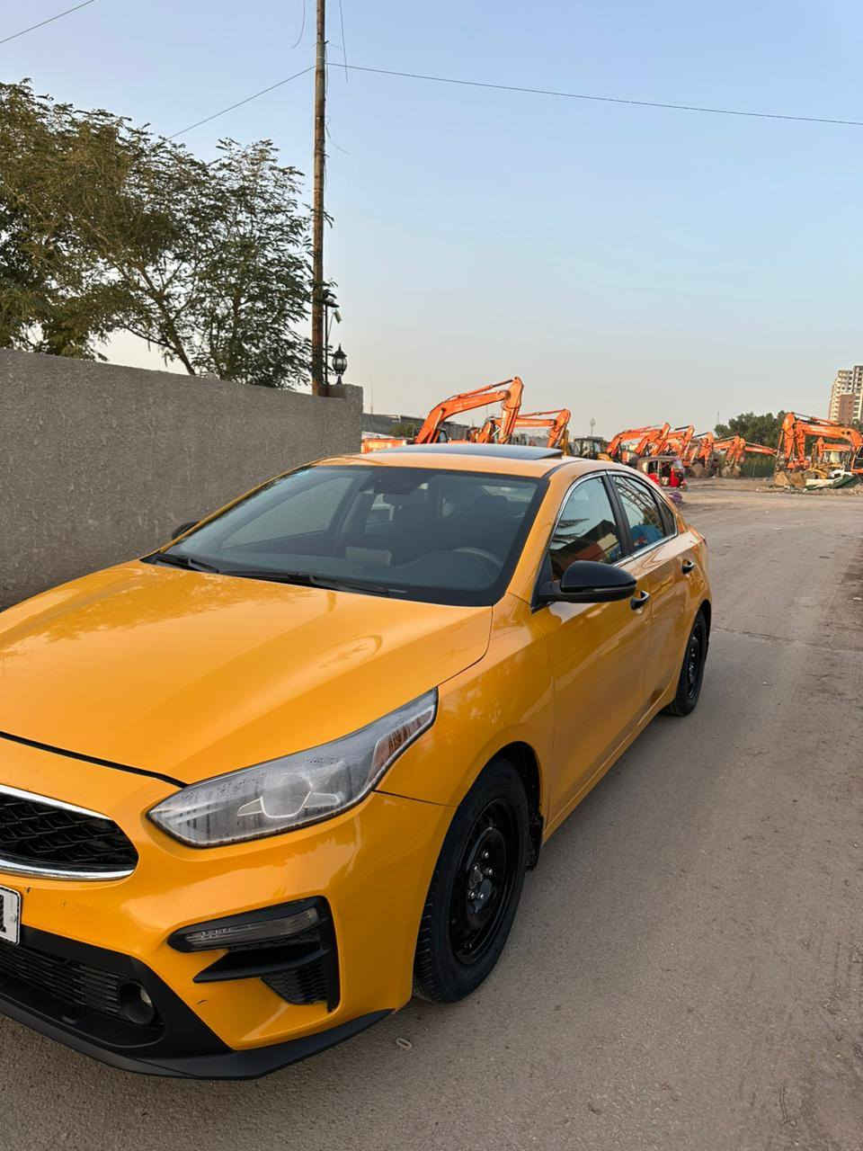 سلام عليكم فورتي ٢٠٢١ فول مواصفات بصمه فتحه قطعتين تبريد بعد هواي موصفات بيهه صور الحادث داخل المنشور مكينه ٢٠٠٠ دوش سياره جاهزه من كلشي مكينه كير ع بلاد السعر ١٣٣ رقمي ***********
