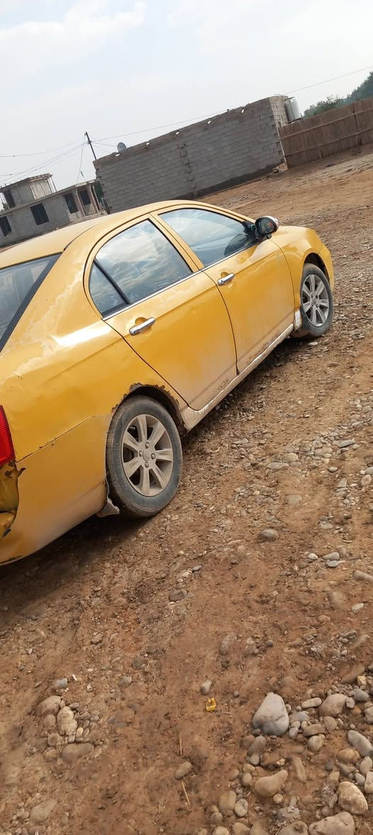 ليفان 620  للبيع 2011 سنويه لل 2027 رقم نجف رايدها ب 20 ورقه 
السيارة محركها كايم الكير مكفول ابيعها عل حطتها 
المكان واسط العزيزيه للاستفسار اكثر الاتصال على الرقم ***********
مكلف بالنشر...
