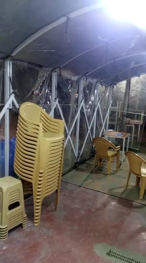 السلام عليكم عنده قمريه سلايت الطول 6 امتار والعرض 3:30 درهم مال قهوه ترهم مطعم ترهمها العنوان بلديات ***********
