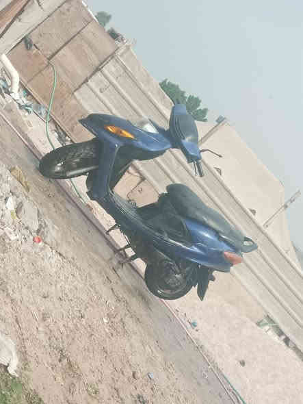 سلام عليكم دراجه دؤلفين كهربائي كلها شغاله تؤاير جدد نقصها بس تجفيت المكان بصره زبير سعر 500
*********** ابو زينب
