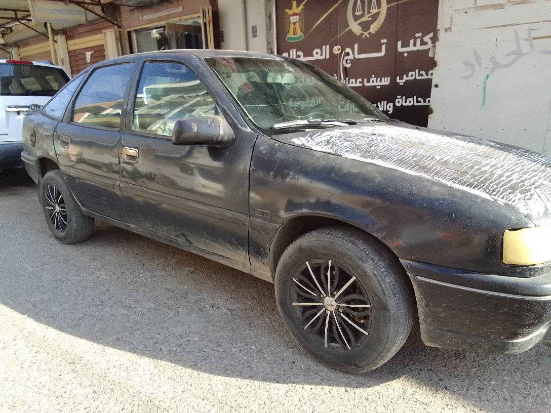 ‎اوبل فيكترا موديل ٩٢ مكينه ١٦ سنويه بسمي بس ساقطه سعر ٣٠ورقه بيها مجال
***********‎ موصل, نينوى
