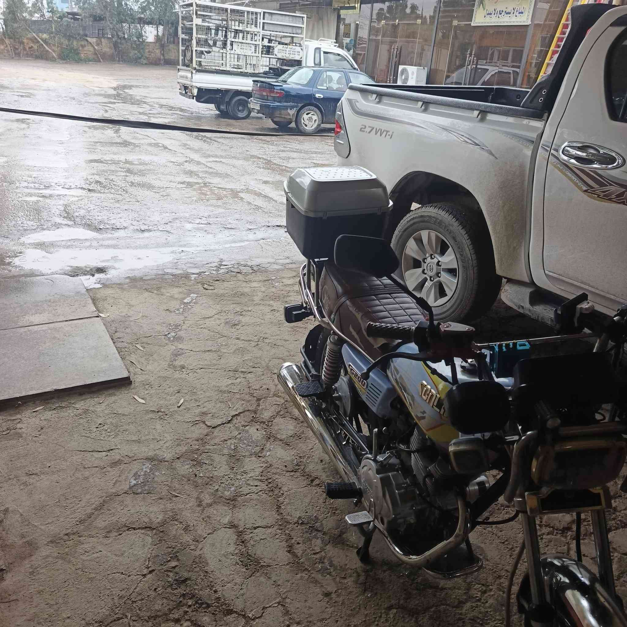 سلام عليكم موطور يراني موديل2024 محرك 200 / 5كير فول نضافه كدام عينك رقم صاحب دراجه *********** مكاني فلوجه نعيميه مكلف بل نشر
