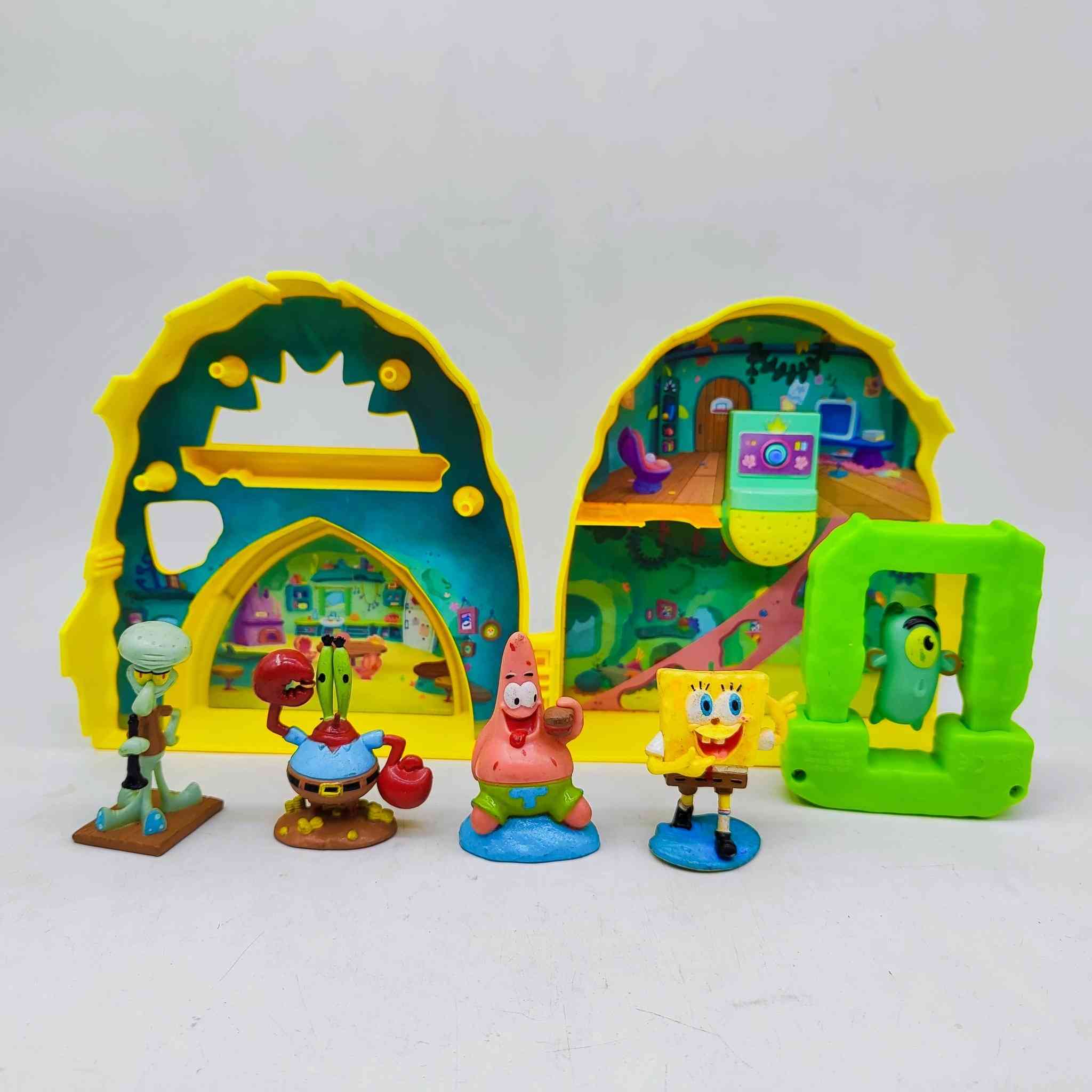 سبونج بوب 🥰😍🤩💯💥🔥💢🌟🌹
للحجز والاستفسار يرجى مراسلة الصفحة Umbrella toys أو التواصل مع الرقم ***********
