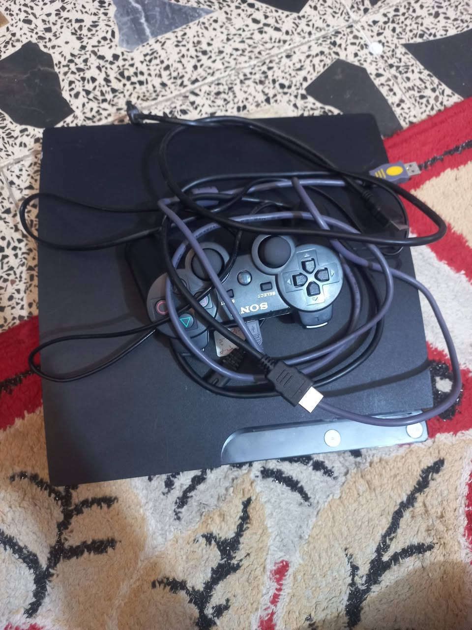 سلام عليكم بلي ٣ للبيع خوان هاذا جهاز مرات اشغله ويطلع خطوط بل شاشه ومرات صافي ماعرف شني مشكلتة ذاكرته 120 كامل ملحقات لله شاهد قبل ٥ يام اني العب بي جيتي اي فايف بس بس هسه ضهرتلي هاي مشكله سعره ٧٥ وبي مجال  مكاني بغداد حي بتول  متواجد واتساب ***********
