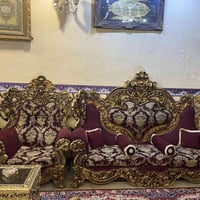 تخم ملكي للبيع نضيف كلش جديد مكان بغداد الزعفرانيه رقم 07745339144
