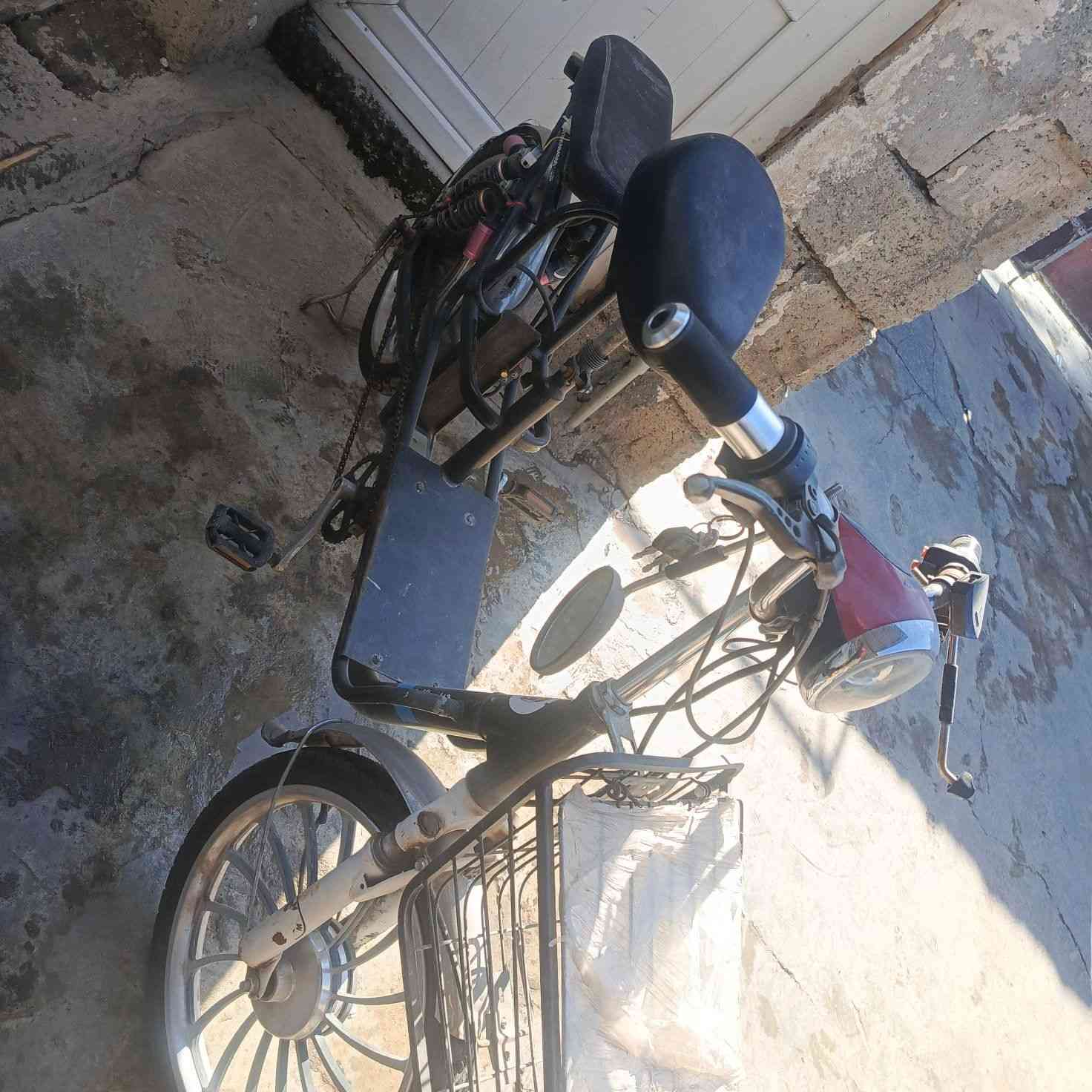 للبيع 
ابيعه جف تراب
*********** ع واتساب

السعر 35 وبي مجال
