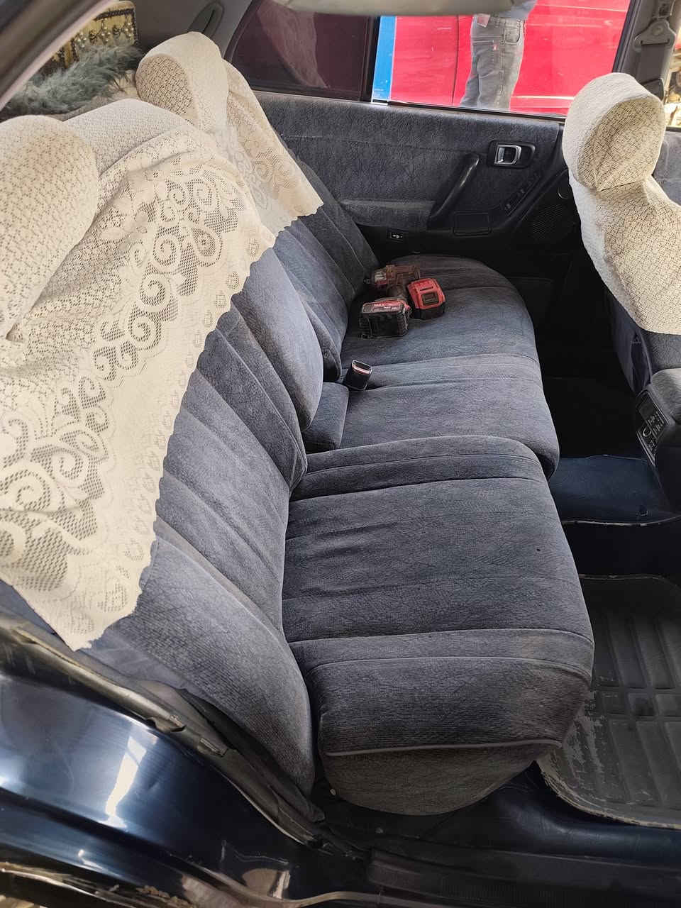 السلام عليكم ارنب لبيع سيارة كفاله من كص ونقل مكينه فيفتي لا تنقيص ولا بخار تبريد شغال لايت زنون رقم بابل سنويه مجدده راعيه بناصريه مكان سياره شطره سعره 48ترهم مراوس
