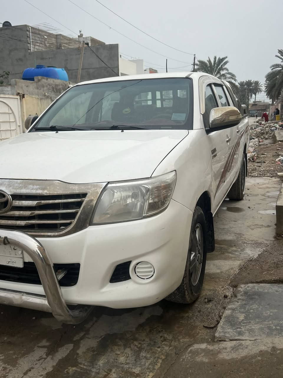 ‏ سلام عليكم هايلوكس موديل 14 كويتي شاص 19 السعر 165 وبها مجال قليل المكان ديالى بعقوبة***********
