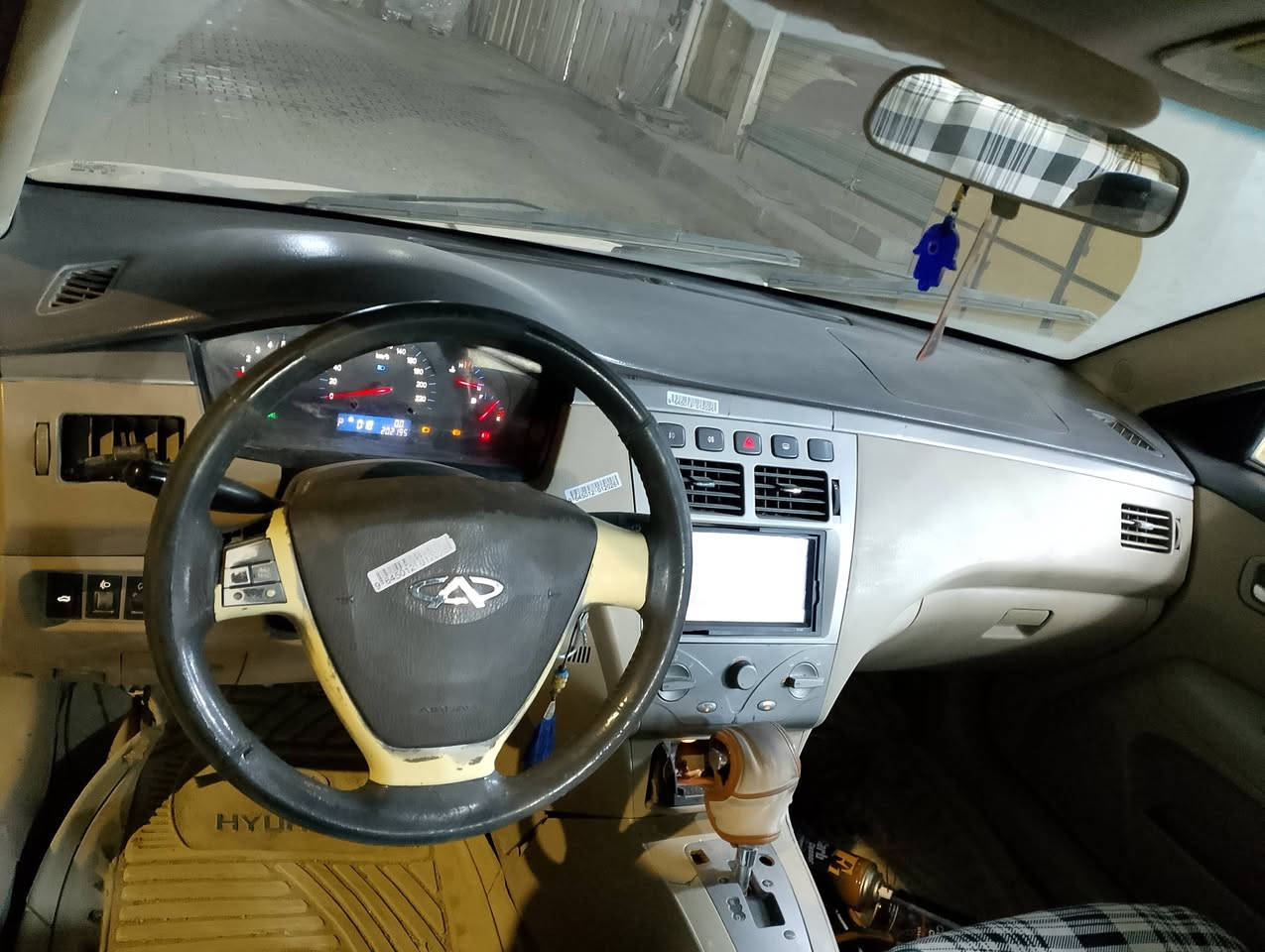 السلام عليكم شيري A5 موديل 2011 رقم بغداد اوتماتيك بلاد  مصفره هيئه وغرامات سنويه لل 30 تخم تاير تبريد شغال السعر 28 وبيها مجال عنوان ديوانيه مركز  بيع مسعتجل ***********
