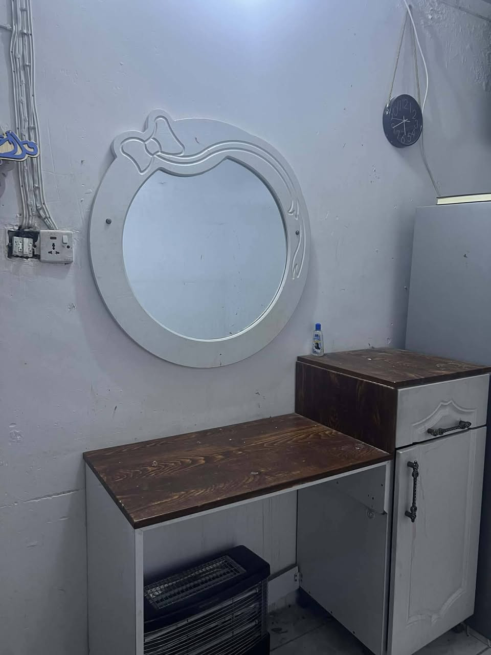 ميز مرايه +كومديات تركي..


**إذا كنت صاحب هذا الإعلان وتريد حذفه لأي سبب، رجاءا أرسل رسالة إلى الدعم الفني**