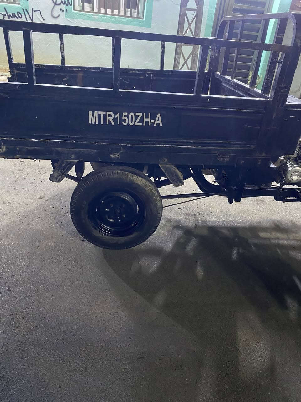 سلام عليكم ستوته. كلك نضيفه مكينه جديده اكسن مرتب بديه هم مرتب مكاني نجف شارع مدينه سعره٦٥٠ وبيه مجال. تصال***********
