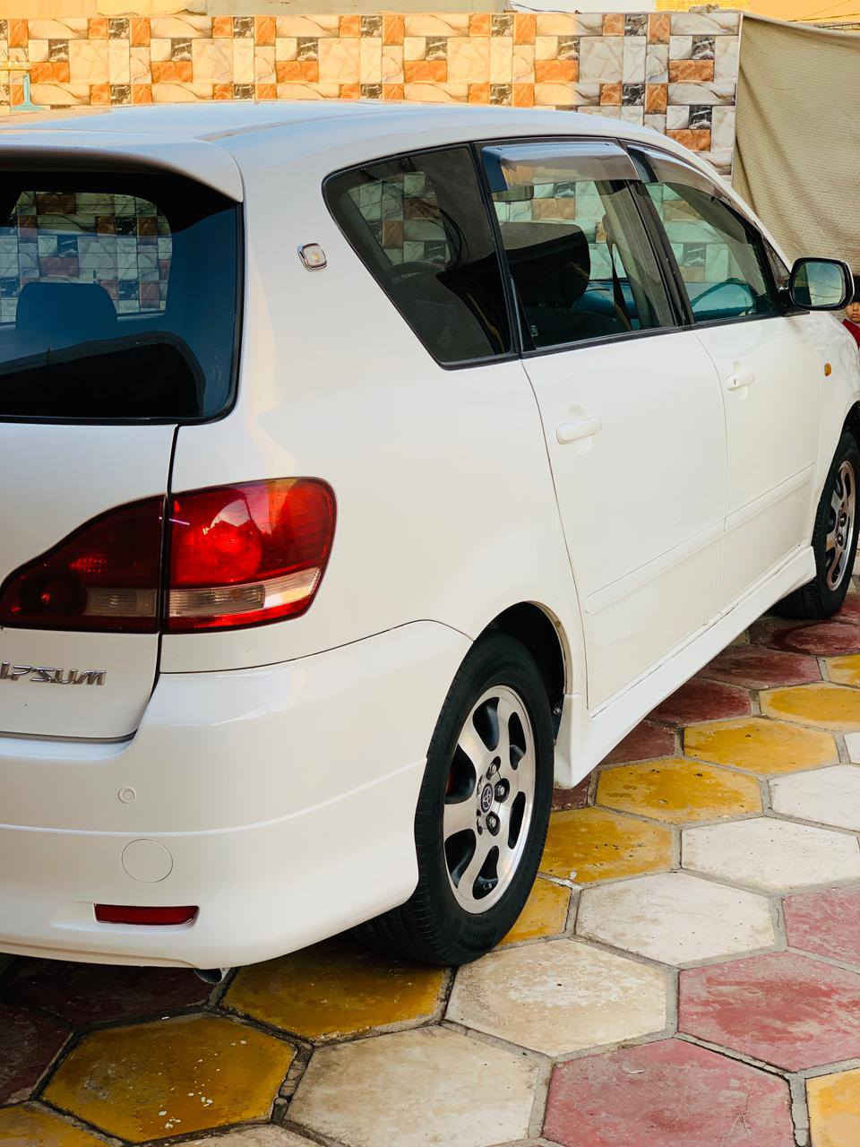 السلام عليكم أبصم للبيع موديل 2001كفاله عامه رقم بصره انكليزي تحويل مباشر سنويه 2031 تنتهي السياره فول حساس خلفي امامي كأمره خلفي امامي مكينه كير حداديه تبريد كارتون السعر 120 بيه مجال
الرقم الهاتف ***********
‏‪***********‬‏
