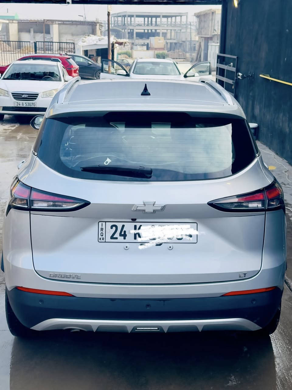 السلام عليكم
سيارة شوفرليت جروف موديل 2023 للبيع مكاني الموصل 
السيارة ب اسمي …
 الضرر جاملغ امامي خفيف بدون دواخل  ..
السعر 150 قفل 🔒 
فقط المهتم يخابرني الرقم ***********
