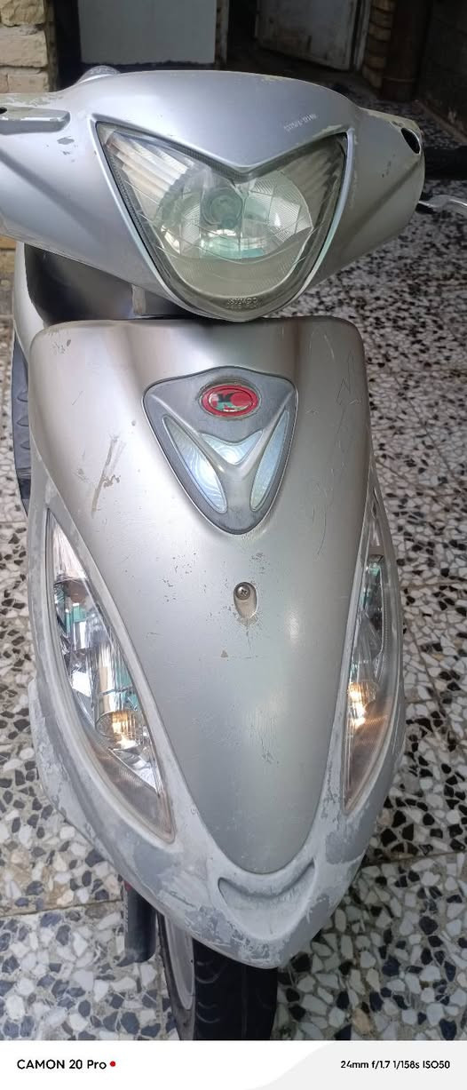 السلام عليكم دراجه كامكو g2 دراجه نضيفه مكينه ناعمه  كلجات جديده 
مكاني مجر
السعر  650وبي مجال للشراي 
***********
