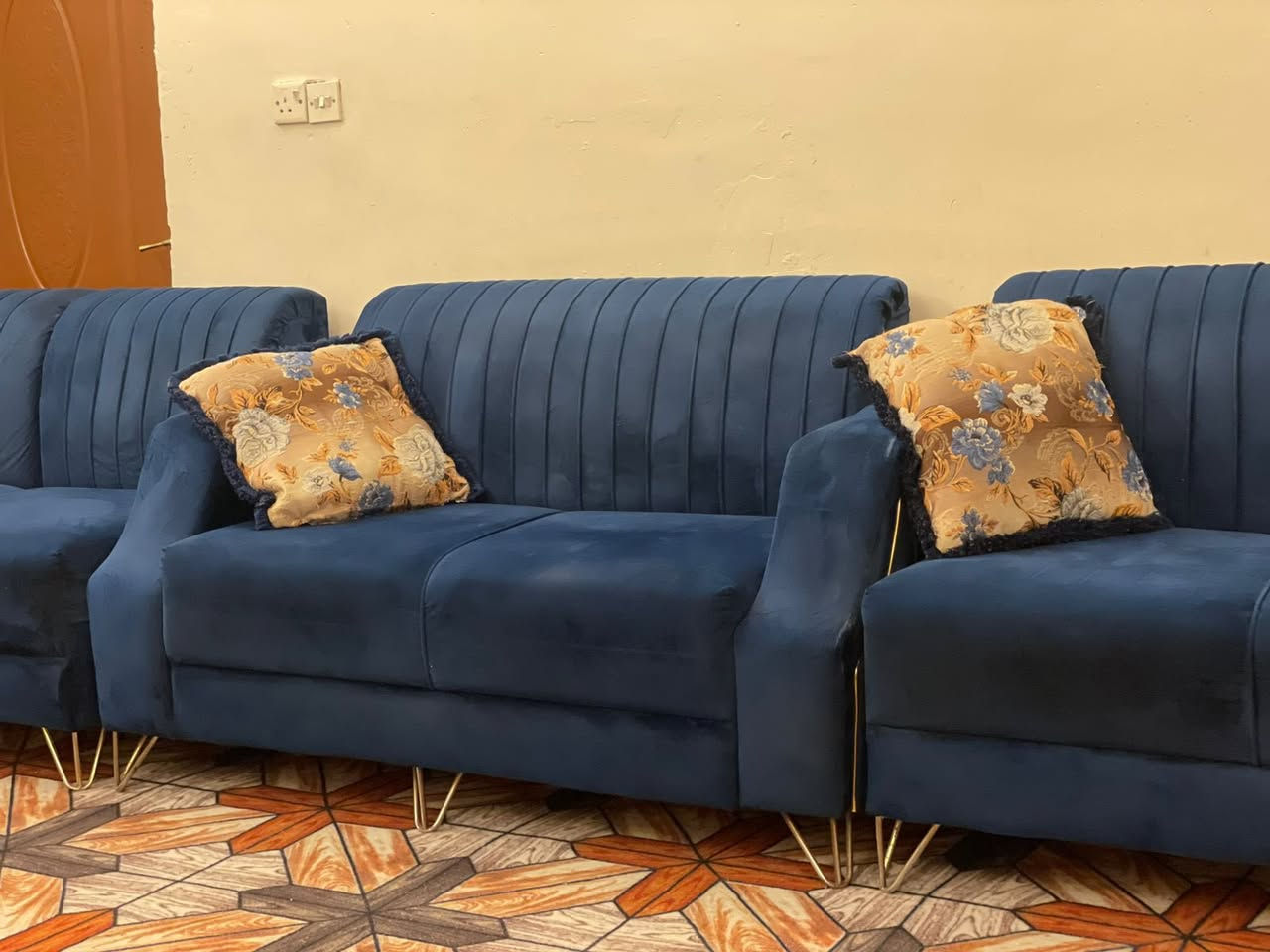 هام ‼️ هام. مستعجل. على البيع كلش. . قطعه. كلش. حلوه. شاهد الله شرط. النظافه. فول. مامستدخدم. هواي. مثل مابل  صوره.  مايتغير.  ابد. توصيل متورفر.  سعر. 350. بي مجال. بسيط.  رحم اولديكم.  لا تبخسو. أناس أشيائهم. 🧡👌


**إذا كنت صاحب هذا الإعلان وتريد حذفه لأي سبب، رجاءا أرسل رسالة إلى الدعم الفني**