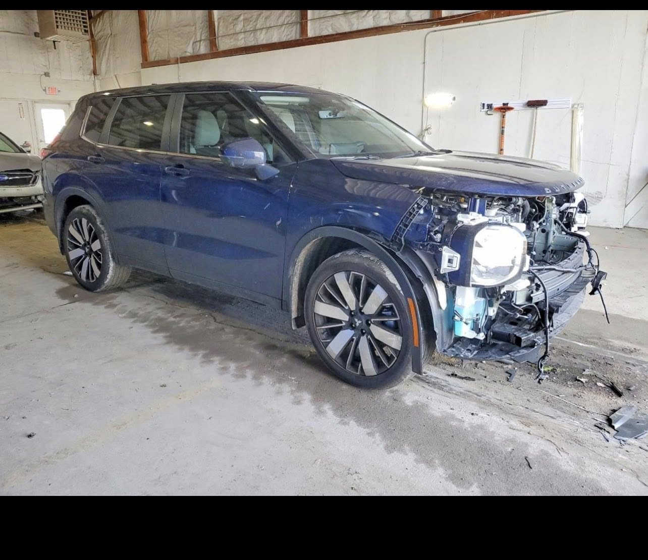 ⭕ اعلان مزاد 🔥🔥🔥

نوع السيارة 
اوتلندر 2025 se 
تاريخ المزاد 🕒 :30/03/2026
الضرر : حسب الصور المرفقة
شراء مباشر من داخل المزار بسعر 
89 ورقة 
لمن يرغب بشراء التواصل معنا على الواتساب 

للمزيد من المعلومات الاتصال 

***********
***********

أو التفضل بزيارة مكتبنا 👇🏻👇🏻

#مكتب_بيع_وشراء_من_المزاد
#مزاد_السيارات_الوارد_الأمريكي
#copart
#iaai
#المزادات_الامريكية
