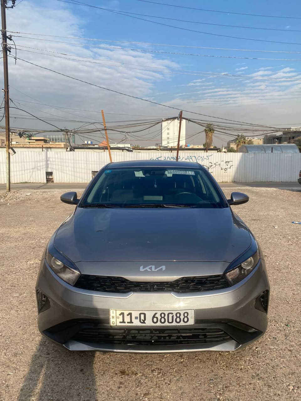 السلام عليكم كيه فورتي موديل 2024امريكي حادثه مرفق بلصور صندوك وجاملغات خلفيه ماواصل لا شواصي ولا حوض بجم كبس كير ومكينه وصدر وتخم تاير كله على وضع الشركه مكفول  السياره ماشيه 18 سياره احله من الصور السعر 148 رقم بغداد بسمي تحويل ثاني يوم ما متواجد على الفيس رقم الهاتف ***********
