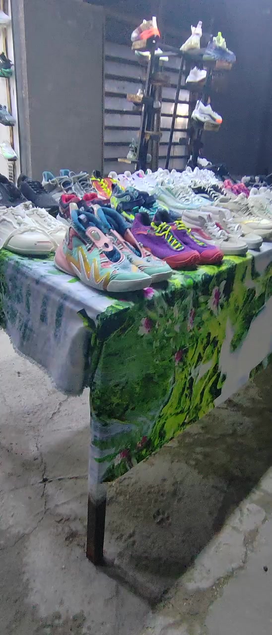 حذيه باله مستخدم وغير مستخدم الرشاد شارع تكاتك مقابيل مدرسه ستاذ عمار ***********
