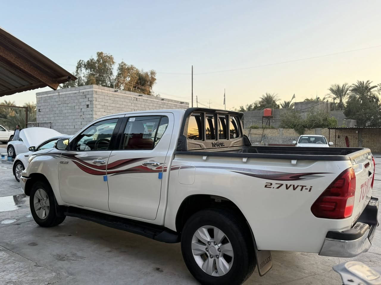 السلام عليكم للبيع بيكم تيوتا هايلوكس فور ويل مديل 2020حره بسمي مداور ثاني يوم جاهزه السياره مكينه كير حداديه تبريد تخم تاير ما ناقصه برغي وضع شركه مكفوله كفاله عامه السعر 228وبيه مجال لاستفسار ***********المكان سماوه المركز ❤️
