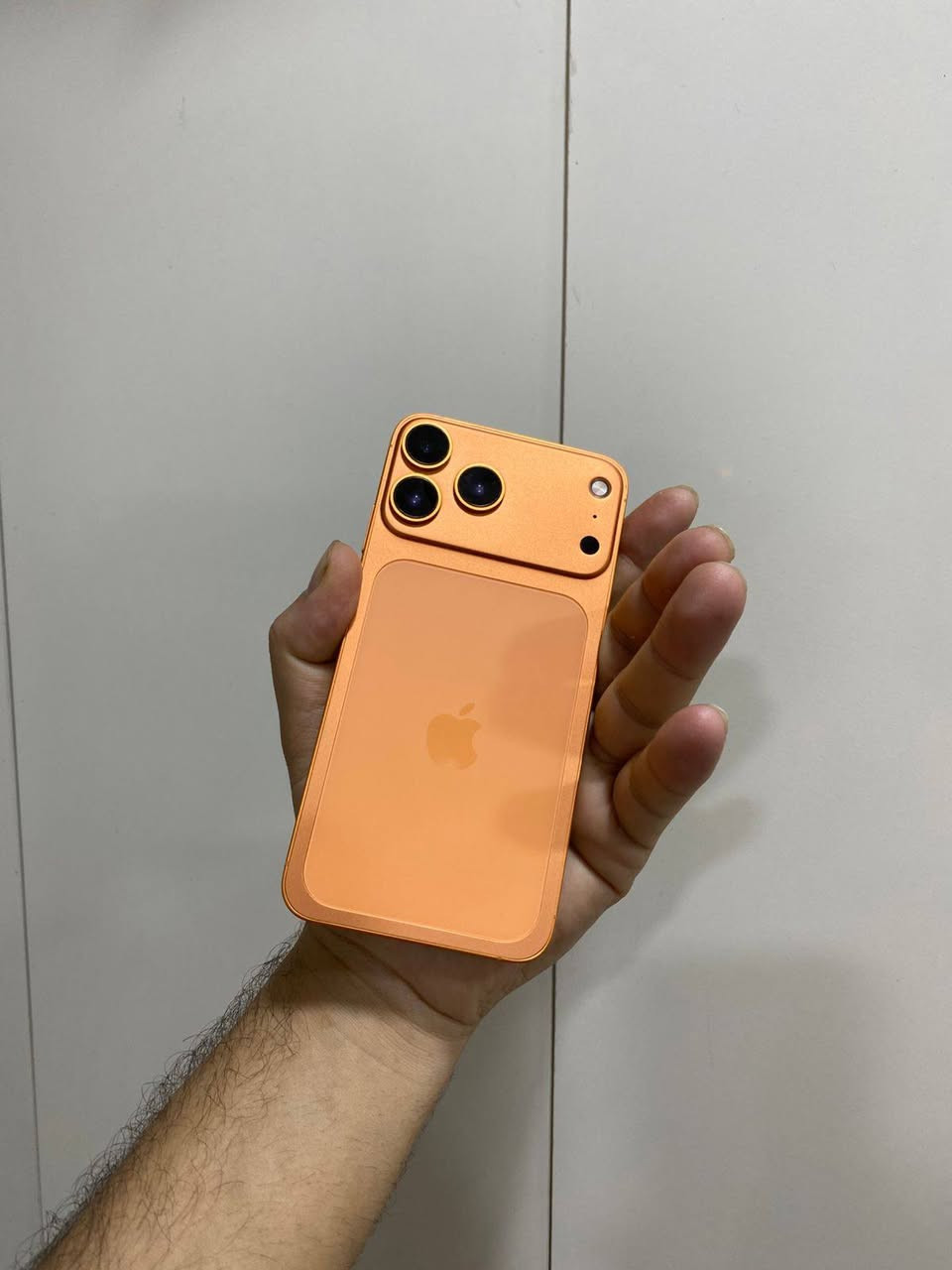 ايفون XS Max محور 17 برو ماكس
الجهاز نظيف جداً، نضافة 100%، مظهر مرتب وحلو، وما بي أي ملاحظات غير البطارية تحتاج تبديل.
الذاكرة: 64GB
العنوان: بغداد - البياع
للتواصل: *********** واتساب فقط اسعر 190 الف
.يوجد توصيل لجميع محافظات العراق 🚚
