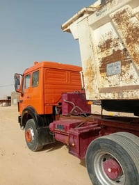 موديل ٨٢ • محرك ٢.٨ • نضيفه