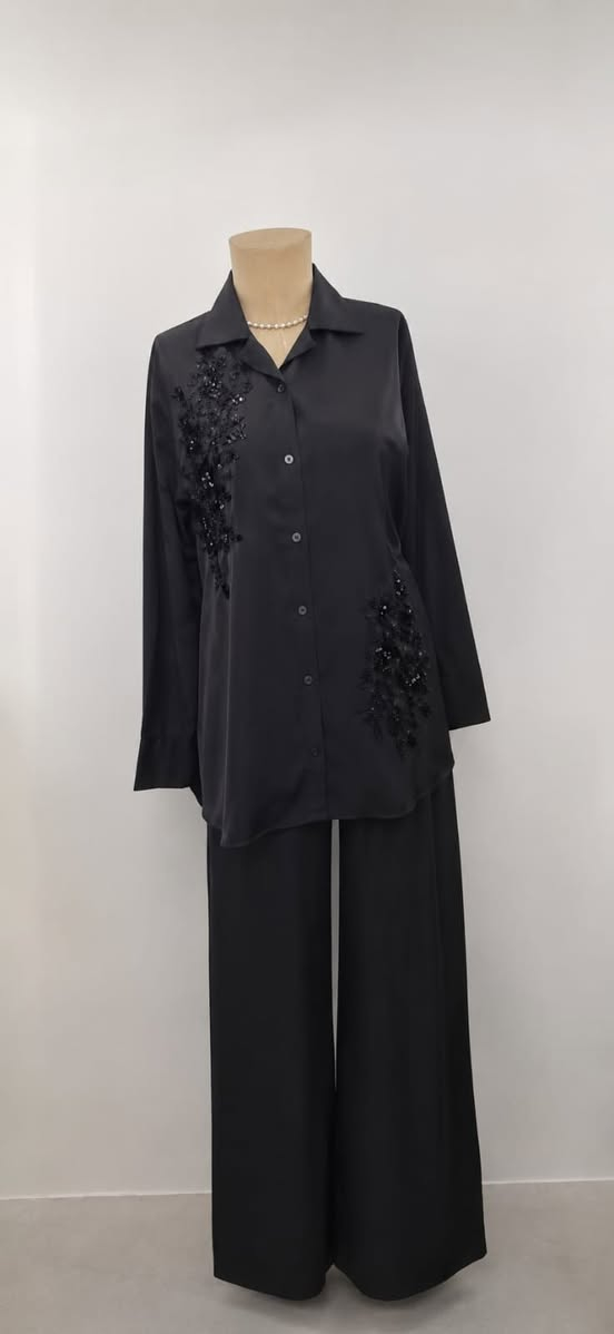 🌹 سوت اسود 
قياسات   (38_40_42_44_46_48)
السعرر  20


**إذا كنت صاحب هذا الإعلان وتريد حذفه لأي سبب، رجاءا أرسل رسالة إلى الدعم الفني**