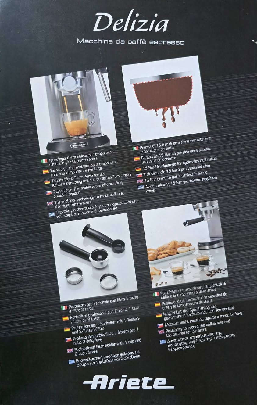 مكينة قهوة اسبرسو مستخدمة استخدام قليل جدا مو اكثر من ٢٥ مرة مع الكارتون مع كامل المرفقات السعر ٦٥
مقاطع الفيديو مالتها بالتعليقات


**إذا كنت صاحب هذا الإعلان وتريد حذفه لأي سبب، رجاءا أرسل رسالة إلى الدعم الفني**