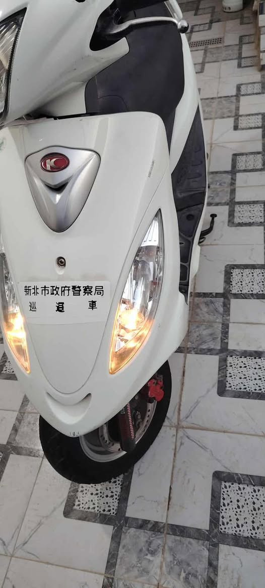 السلام عليكم دراجه كامكو بوليس موديل 16 مكينه 150
كفاله مكينه وكفرات السعر مليون و250 وبيه مجال


**إذا كنت صاحب هذا الإعلان وتريد حذفه لأي سبب، رجاءا أرسل رسالة إلى الدعم الفني**