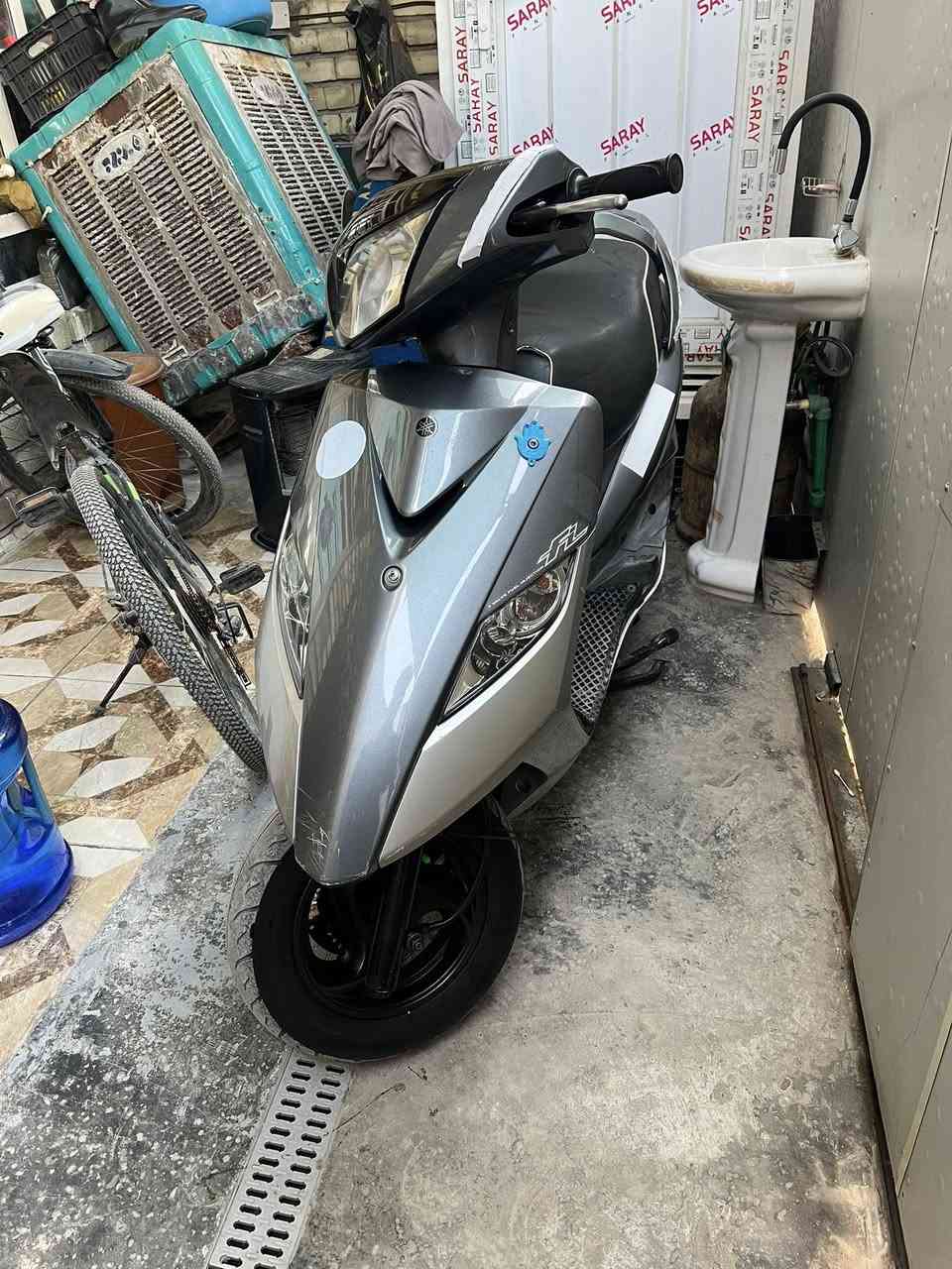 ثعلب gtr 2008 
نوزل 
كفالة ماشية 20 الف 
تاخذها بلك وفلتر شوتة مال وكالة اوراق معرض
المكان دورة شارع ستين السعر (900)رقمي ***********
