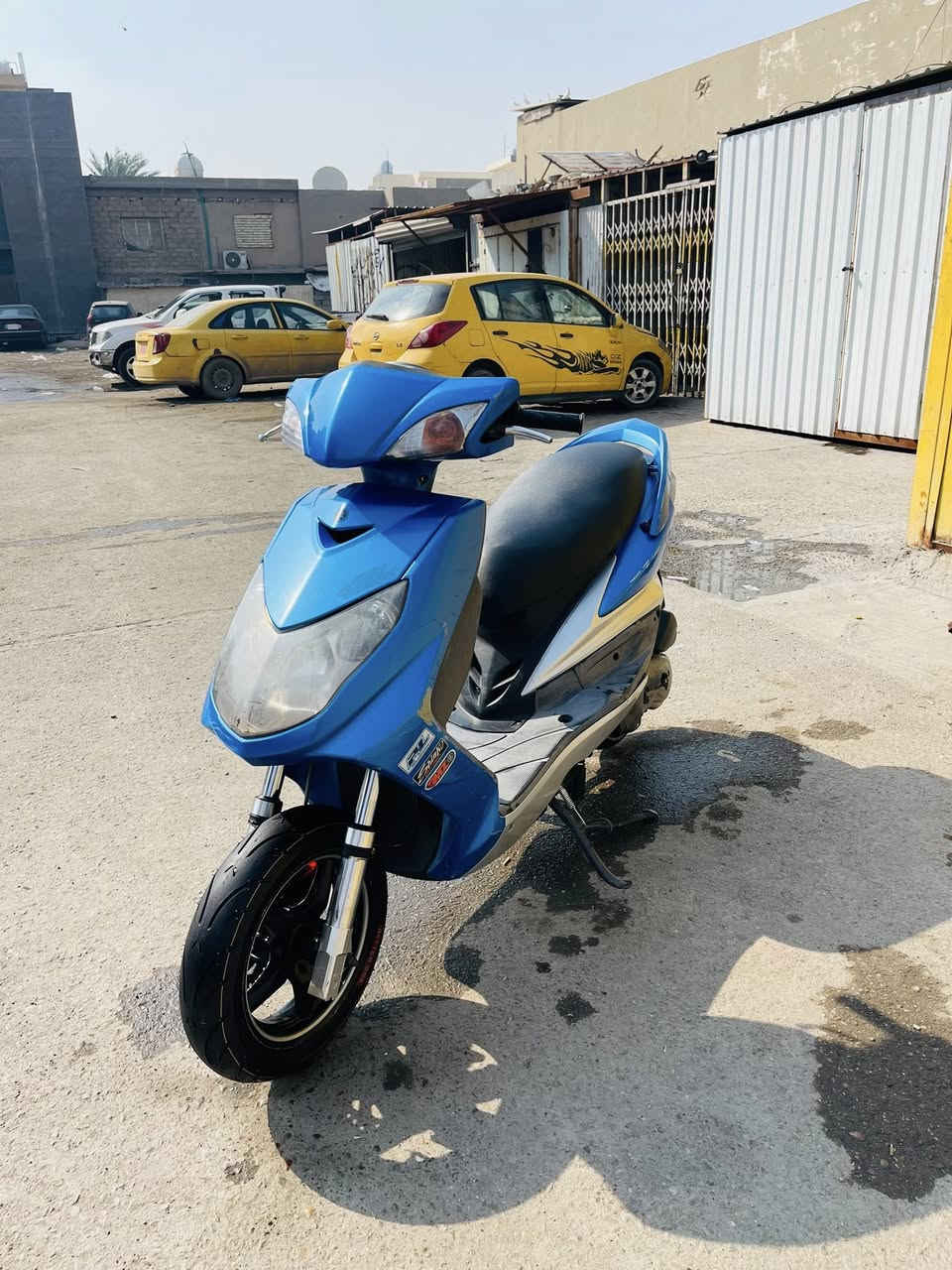 سلام عليكم سكنس فحل للبيع مكينة مامفتوحة الدراجة مرتبة وحلوة نصبتهة حلوة كلهة ابلادية دبلاتهة الامامي رياضي تايرات جدد كلجتهة رياضي بس يرادلهن ادامة الدراجة نكرة ابكل وقت سعر 850 وبيهة مجال حك الجية الستفسات اتصل *********** مكان بغداد الزعفرانية
