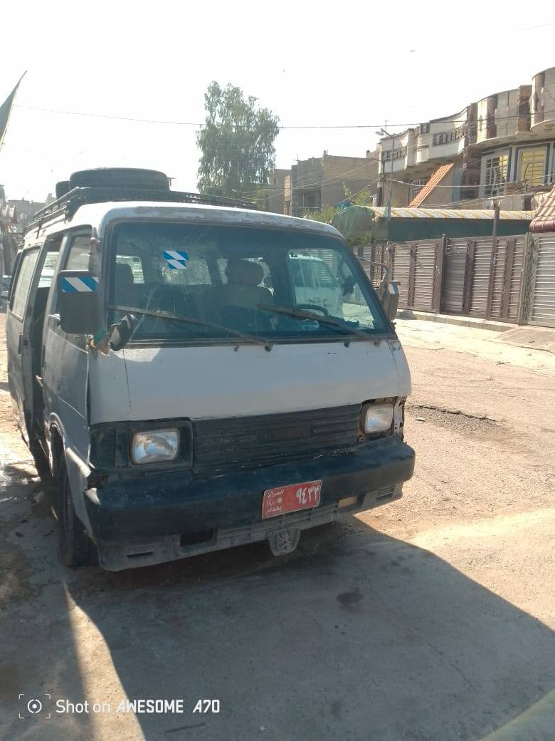 مازدا للبيع ابيعها الموجود سعر السياره  *********** بغداد, العراق
