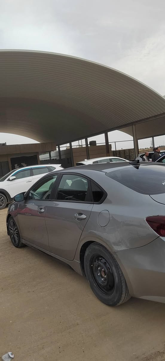 فورتي gt line 23 معوقين رقم بابل اسوي وكاله عامه ب اسم المشتري فول مواصفات حادثها قطعتين بدون دواخل 
مكاني.  بابل 130وبيها مجال 
***********
***********
