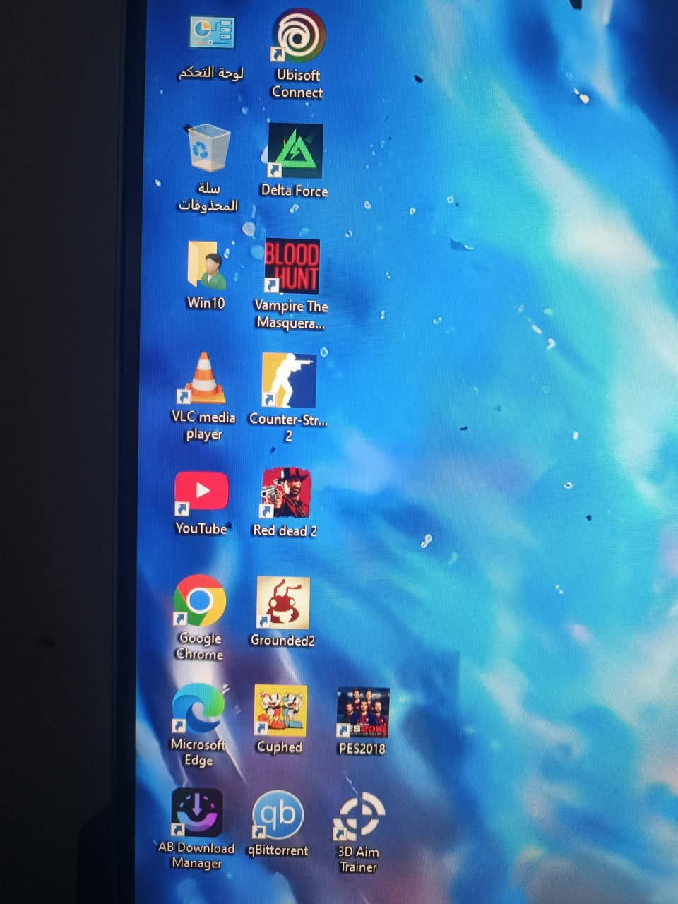 للبيع كيس فقط (PC) بمواصفات ممتازة للألعاب والتصميم
​الجهاز نظيف جداً وأداؤه مستقر، مناسب جداً لتشغيل الألعاب وبرامج المونتاج والتصميم
 المواصفات (Specs):
​المعالج (CPU): Intel® Xeon® E5-2640 v4 بسرعة 2.40 GHz
​كارت الشاشة (GPU): AMD Radeon RX 580 2048SP بسعة 8 GB 
​الذاكرة العشوائية (RAM): 16 GB DDR4 بسرعة 3200 ميجاهرتز.
​التخزين (SSD): SSD tigo بسعة 240 GB 
​نظام التشغيل: ويندوز 10 نسخة 64 بت.
مكاني بغداد
سعر 400


**إذا كنت صاحب هذا الإعلان وتريد حذفه لأي سبب، رجاءا أرسل رسالة إلى الدعم الفني**