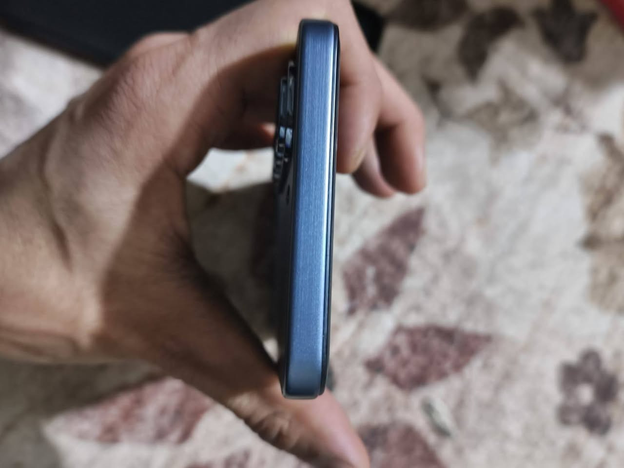 سلام عليكم جهاز مكفول ببجي 60 فريم ذاكره 256 مضيف سماعات ويا مامصلح شاحنه ويا كامل ملحقات مكاني بصره سعر 170 بي مجال قليل حق جيه ***********
