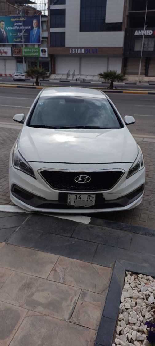 السلام عليكم اخوان سوناتا رياضي 2017 وارد امريكي رقم بصرة باسمي طخم تاير باتري جديد الحادث مرفق مع الصور السعر 120 قابل للتفاوض هاتف *********** واتساب
