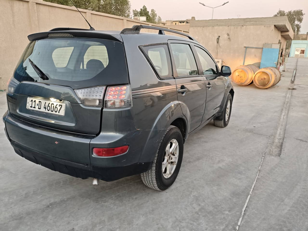 السلام عليكم اوتلاندر 2008 رقم بغداد بسمي محرك 6 سلندر بيه مكانات صبغ ابيع حزام سيارة جاهزة محرك كير مكفولات تبريد شغال للاستفسار *********** السعر 58 ورقة مكان بغداد حي النصر
