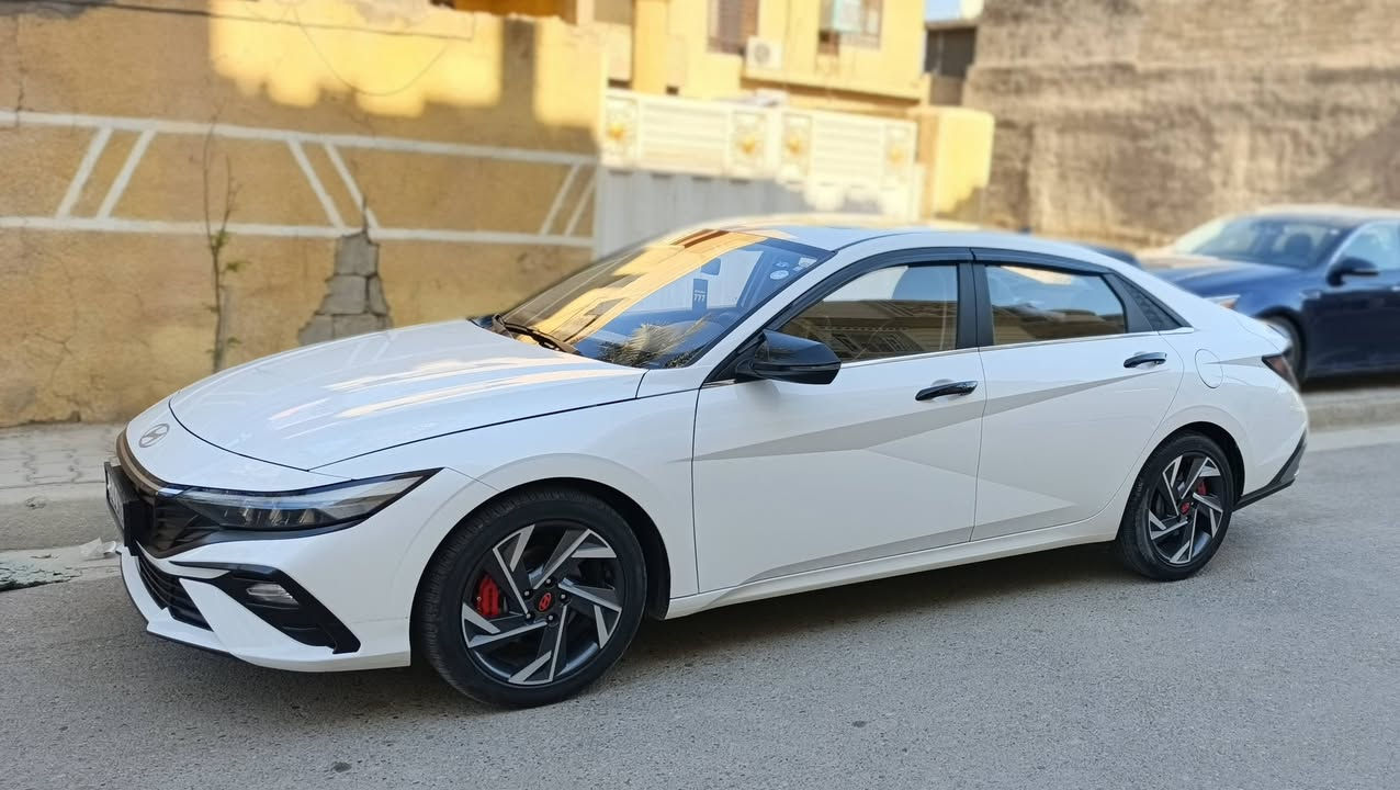 سلام عليكم النترا موديل ٢٤ خليجي تجميع صين
مواصفات السياره
كشن جلد 
فتحه سقف 
4 انواع انظمه قياده 
حساسات امامي خلفي
أوتو هولد 
سايد بريك دكمه وبعد بيها مواصفات 
محرك 1500 دبل نوزل 
مكان السياره بغداد / اليوسفيه 
***********
***********

سياره معروضه ب ١٤٣ وبيها مجال ان شاء الله.
