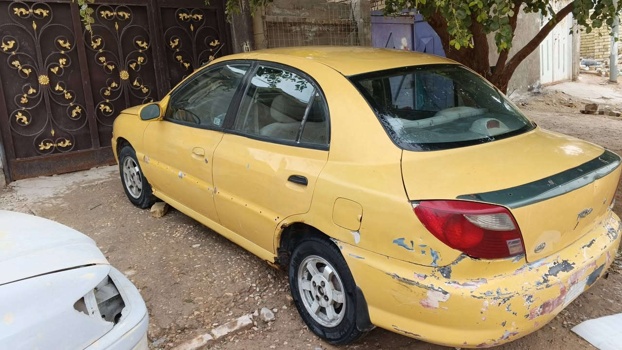 كيه ريو مديل2001 بيع او مراوس كير مكينه حداديه دواخله جديده  باتري سياره حلوه بس بيه نواقص قليله راعيه موجود كربلاء مكان سياره نجف رقمي ***********
