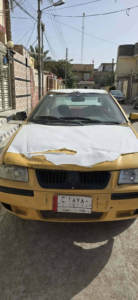 السلام عليكم ورحمة الله وبركاته 
سمند 2011 مكفوله من ضربه ولا صبغ وسياره جاهزه من كلشي حت تبريده يشتغل مكينه وكير مالكه بغداد 
بس اني اكفلك عشائر وقانون 
سعره 15 ورقه وبيه مجال قليل حق لجيه 
مكاني النجف الاشرف 
رقم تلفون ‏‪‏‪***********‬‏
