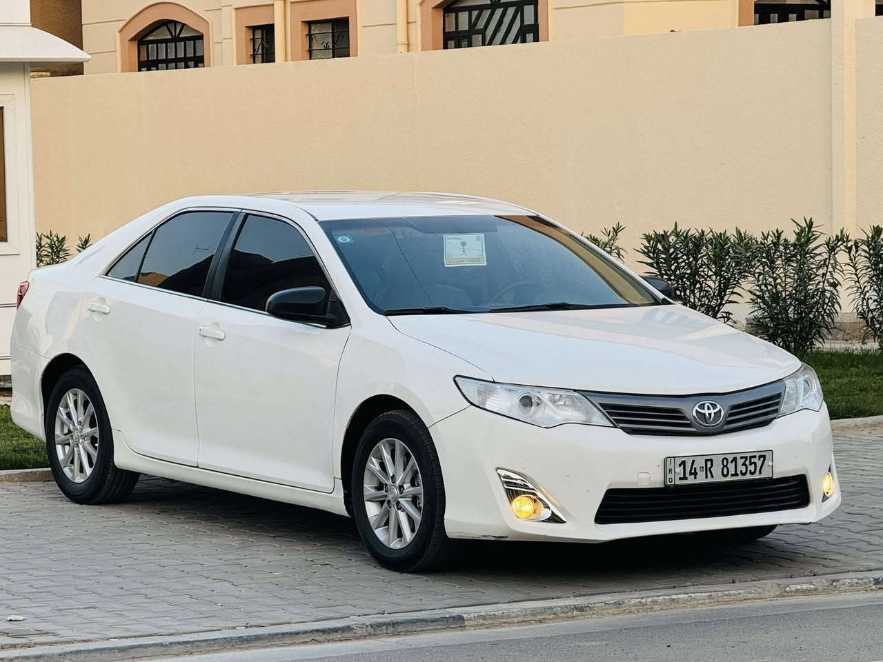 سلام عليكم كامري خليجي موديل 2013 
كفاله من الضربه وكافه الاصواليات بيه 3قطع صبغ بدون اي ضربه  السعر (133$)رقم بصره بسمي الدولي سنويه وهزه 2031 سياره جديده معنى الكلمه جاهزه مكينه 2500 كير حداده تخم تاير تبريد تدفئ شغال داخل عسلي جلد صاج شاشه كامره حساسات سياره جاهزه اي نقص مابيه واستخدام شخصي الاستفسار *********** عنواني البصره
