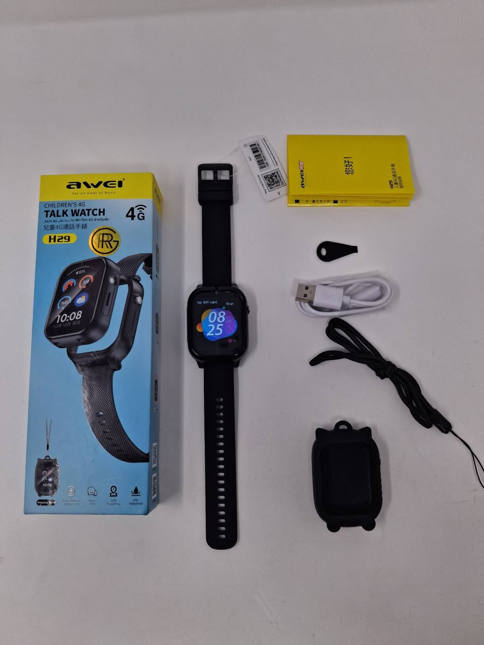 ساعة باله امازون Awei H29، وهي ساعة ذكية
يمكن اأارتداء للرجال والنساء سبورت 
ويمكن الارتداء مثل قلادة في الرقبة للأناث 📿
  تدعم شبكات الجيل الرابع 4G. تم تصميم هذه الساعة لتعزيز تواصل خلال ميزات تتبع ومكالمات متقدمة. 
أبرز المواصفات والميزات
تأتي الساعة بمجموعة من الميزات التقنية التي تجعلها "حارساً صغيراً" 
الاتصال والتواصل: تدعم تركيب شريحة اتصال SIM لإجراء المكالمات الصوتية ومكالمات الفيديو والدردشة الصوتية في أي وقت.
نظام التتبع (GPS): مزودة بنظام تحديد مواقع دقيق يجمع بين (GPS + WiFi + LBS) لمراقبة موقعك الوقت الفعلي.
ميزات السلامة: تحتوي على زر SOS للطوارئ، مما يسمح للشخص بطلب المساعدة بسرعة عند الحاجة.
التصميم والشاشة: تتميز بشاشة لمس ملونة عالية الدقة بحجم 1.83 بوصة، وهي مقاومة للماء والغبار بمعيار IP67.
البطارية والكاميرا: تحتوي على بطارية بسعة جيدة (تصل إلى 600 مللي أمبير في بعض الموديلات) وكاميرا أمامية لالتقاط الصور وإجراء مكالمات الفيديو.
ميزات إضافية: تشمل عداد خطوات (Pedometer)، ومنبه


**إذا كنت صاحب هذا الإعلان وتريد حذفه لأي سبب، رجاءا أرسل رسالة إلى الدعم الفني**