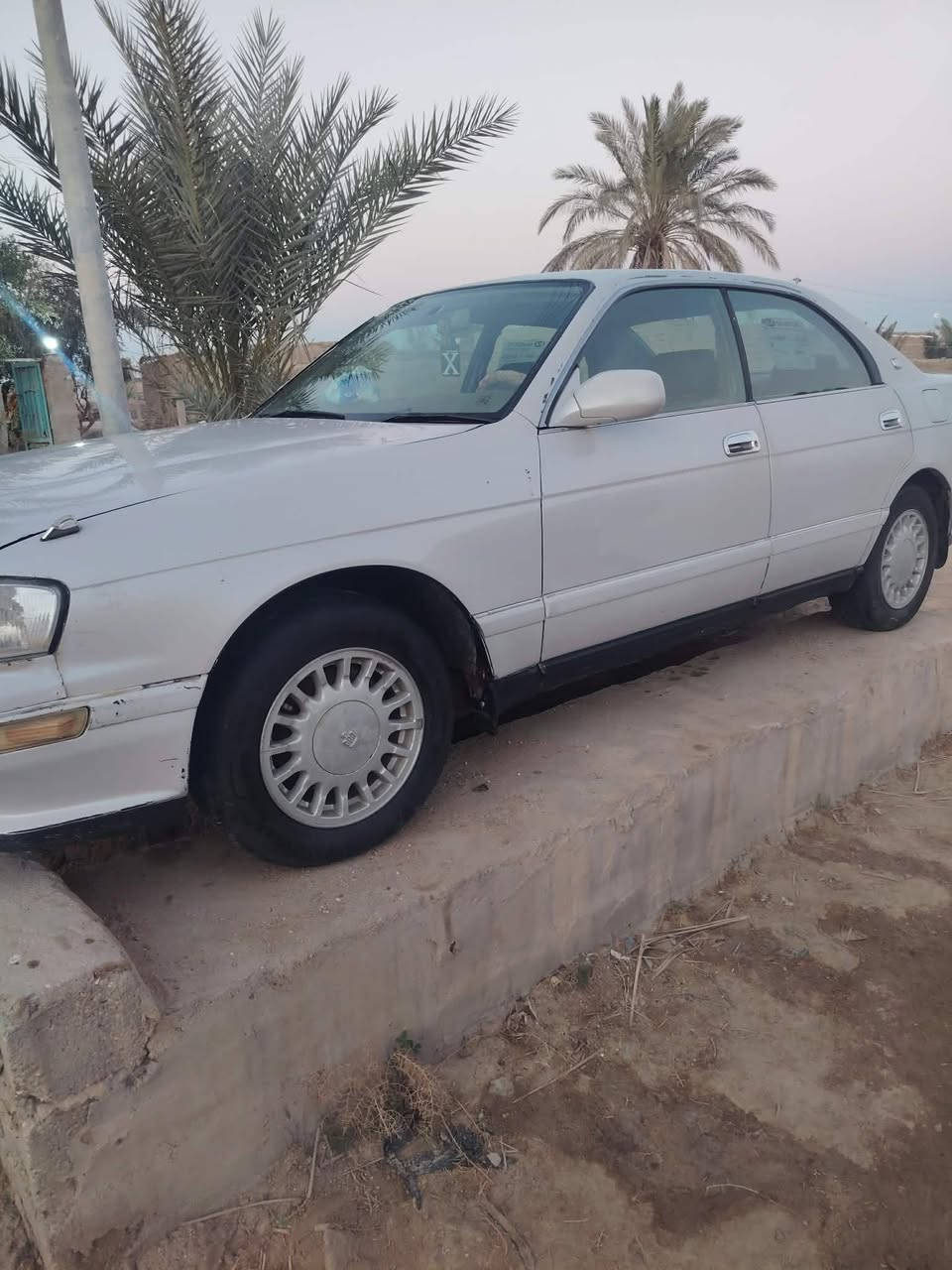 سياره بطه كراون منفصل جاهزه كهربائيات كله شغاله مكفوله من العيب شرعي مداور ثاني يوم سنويه بئسمي سعر 53 رقم تلفون ***********
