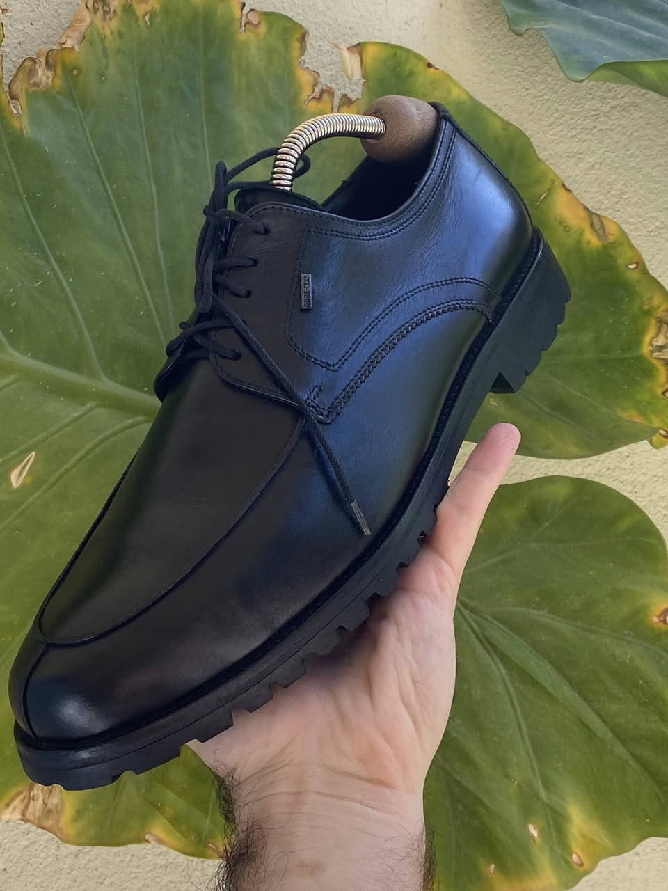 Loyd بالە ئەورۆپی مارکەی لۆید ئەلمانی ئۆرجنال ئەسلی قیاس ٤٤..دژە ئاو…..حذاء باله اوربى ماركه لويد المانى اورجنال اصلى ضد الماء قياس ٤٤..يوجد توصيل ***********
