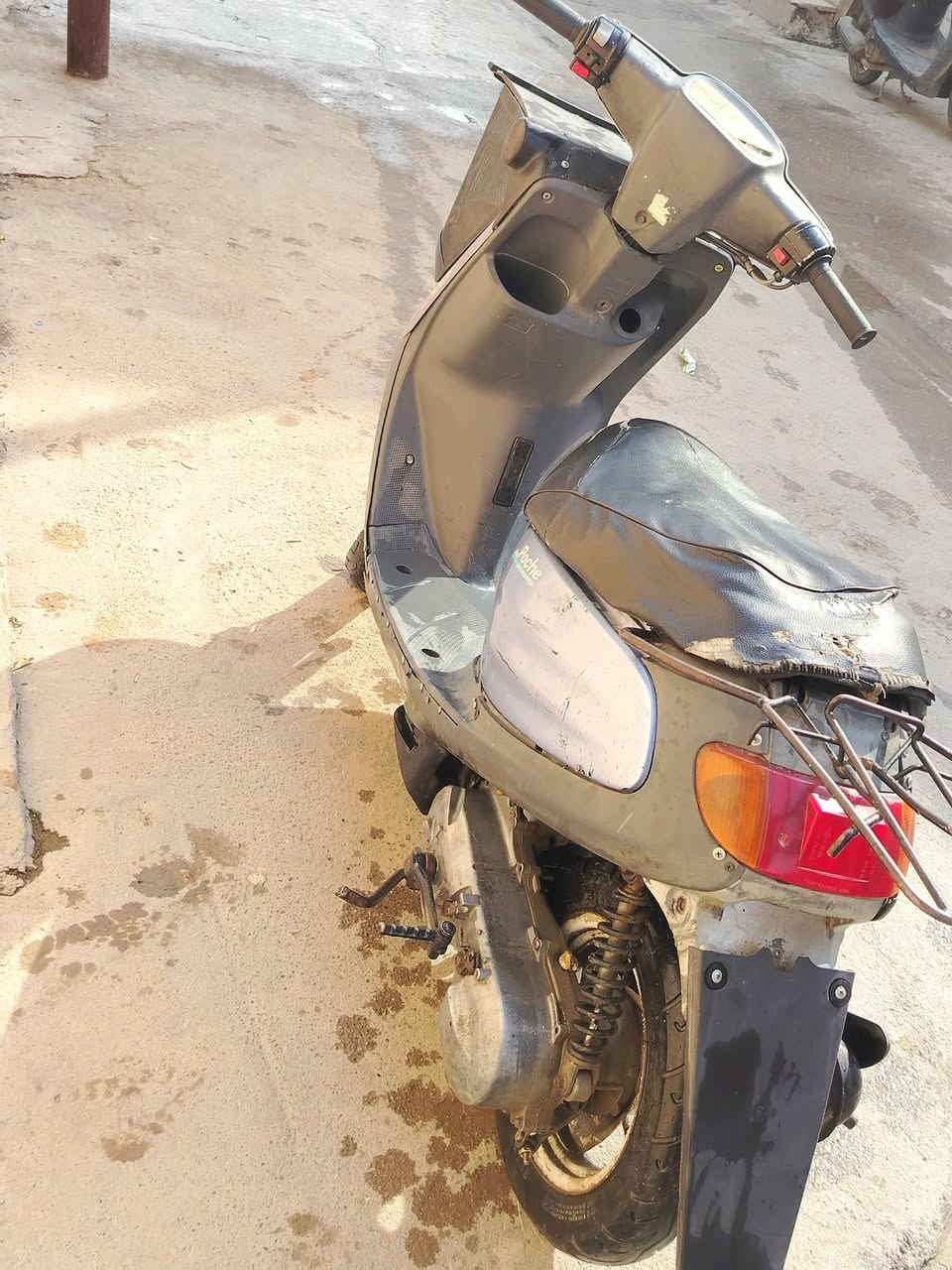 السلام عليكم متاح عندي ماطور نفخ للبيع ماطور نضيف وشغال شرط هندر واحد يشتغل السعر 180وبي مجال المكان موصل الأيمن الشراي يتصل علا الرقم 👈***********
