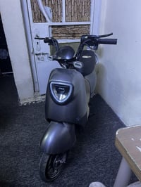 دراجة شحن للبيع كاملة مكملة سعر 450 وبيها مجال عنوان الشعب  0772847868...