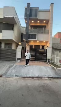 حي القادسية • ٩٥م • ٤غرف نوم