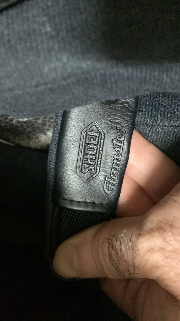 السلام عليكم  شوي اصلي وكالة
صناعة يدوية قياس ميديم وياهه جامة بولرايز اضافية اي استفسار خاص


**إذا كنت صاحب هذا الإعلان وتريد حذفه لأي سبب، رجاءا أرسل رسالة إلى الدعم الفني**